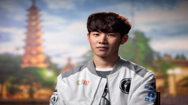 1球3助，梅西赛后晒图：全队踢了一场精彩的比赛